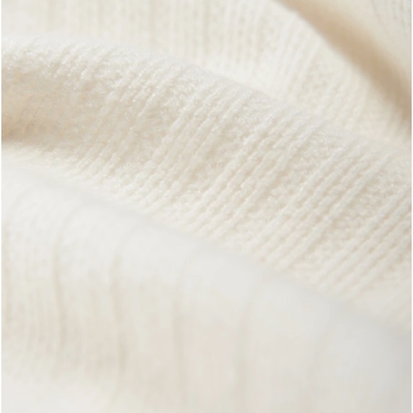 Petite Studio Juliet White Top - Picture 8 of 16